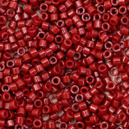 Abalorios Miyuki Delica's 11/0 Opaque dyed maroon red DB-654
