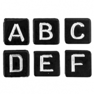 Abalorios letras acrílicas mix Negro-blanco