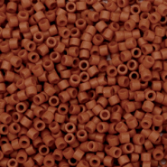 Abalorios Miyuki Delica's 11/0 Opaque sf dyed sienna brown DB-794