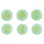 Abalorios letras acr&iacute;licas mix Verde menta-oro