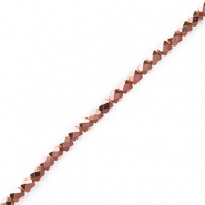 Abalorios faceteados Rosa vintage metálico