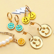 Set de inspiraciones Inspiración de joyería con coloridos colgantes en plexx y metal DQ