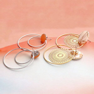 Set de inspiraciones Manos a la obra con las fornituras pendientes base metálicos DQ
