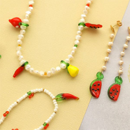 Set de inspiraciones Ponte creativa con los colgantes de cristal para crear los sets de joyería más bellos