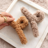 Set de inspiraciones Trucos para presentar estas pinzas para el pelo Teddy