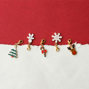 Set de inspiraciones Mezcla y combina colgantes metálicos festivos para crear adornos navideños festivos  
