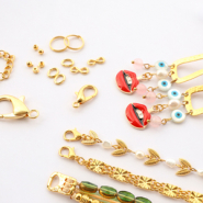Set de inspiraciones Así combinas fornituras y colgantes de metal DQ en tus joyas