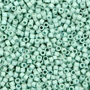 Abalorios Miyuki Delica's 11/0 Opaque matte luster sea foam green DB-374