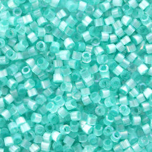 Abalorios Miyuki delica's 11/0 Silk satin dyed aqua green DB-1812