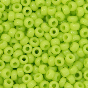 Rocalla Miyuki 8/0 Opaque chartreuse green 8-416