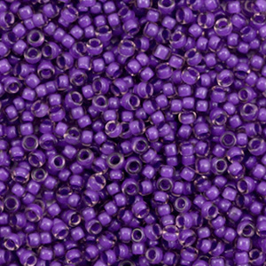 Rocalla Miyuki 11/0 Semi frosted dark lilac lined light amethyst 11-1932