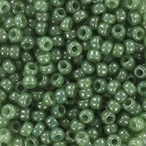 Rocalla Miyuki 8/0 Ceylon translucent sage green 8-2375
