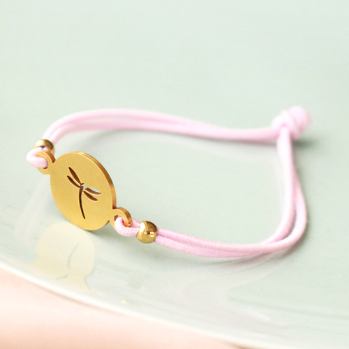 &iquest;Necesitas inspiraci&oacute;n? Aqu&iacute; est&aacute; c&oacute;mo hacer f&aacute;cilmente pulseras de moda con hilo el&aacute;stico: