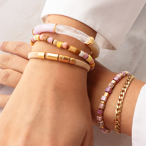 Tips para crear una colecci&oacute;n de pulseras de tendencia