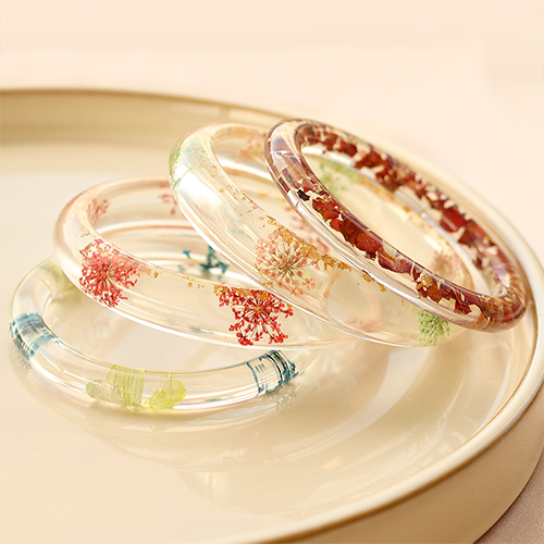Pulseras de flores secas con pinzas para el pelo a juego