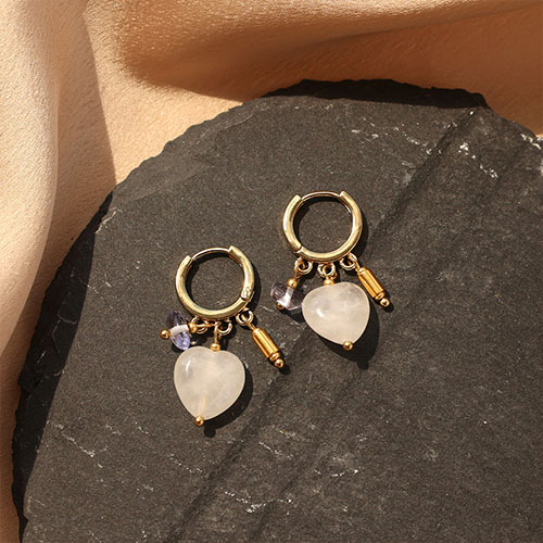 Trucos para usar las piedras naturales de corazones en tu colecci&oacute;n