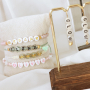 &iquest;Necesitas inspiraci&oacute;n? Pulseras que puedes crear f&aacute;cilmente con abalorios acr&iacute;licos de letras: