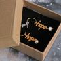 Puedes crear estas joyas tan bonitas con las nuevas fornituras met&aacute;licas DQ para pendientes, y cierres para joyas.