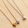 Puedes crear joyas personalizadas con los nuevos abalorios de letras de acero inoxidable: