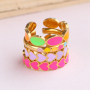 As&iacute; se llevan estos anillos de acero inoxidable en alegres colores
