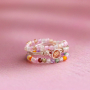 C&oacute;mo hacer anillos con abalorios de zirconia