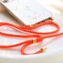 Crear joyas con art&iacute;culos de tendencia ne&oacute;n