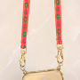 Dise&ntilde;a pulseras y cordones para el tel&eacute;fono con cinta 
