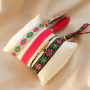 Dise&ntilde;a pulseras y cordones para el tel&eacute;fono con cinta 