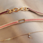 Combina las pulseras ya hechas con tus colecciones