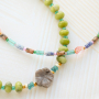 Libera tu creatividad con coloridos abalorios de piedra natural