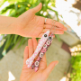 Decora tus accesorios con nuestros llaveros florales en forma de pez