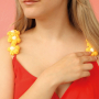 Llaveros de moda con colgantes tejidos y de resina