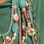 Crea coloridos collares con abalorios redondos de cristal