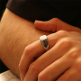 D&eacute;jate inspirar por anillos de acero inoxidable para hombre