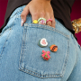 Momento de inspiraci&oacute;n con tarjetas de joyer&iacute;a BY31&reg; con pins